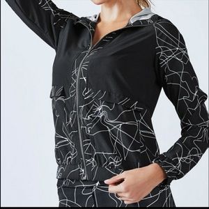 Fabletics black & white lightweight hooded jacket